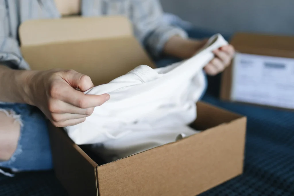 sustainable fashion subscription box