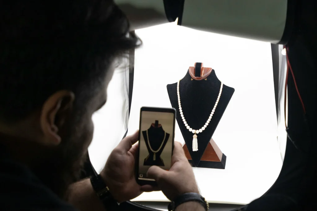 profitable online courses jewelry niche